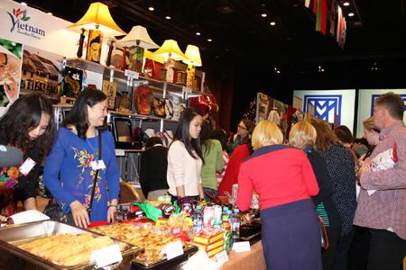 ງານພົບປະແລກປ່ຽນວັດທະນະທຳ,ອາຫານການກິນຫວຽດນາມ-ອາເມລິກາ